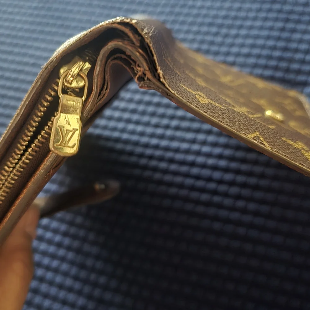 Louis Vuitton Brown and Gold Monogram Wallet - Picture 6 of 7